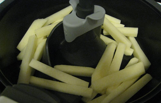Illustration for article titled T-fal Actifry Review: Frying Without Oil